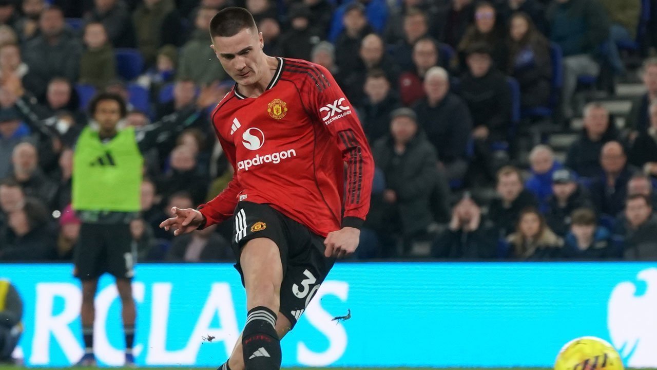 Benjamin Sesko Jadi Supersub Mematikan Manchester United